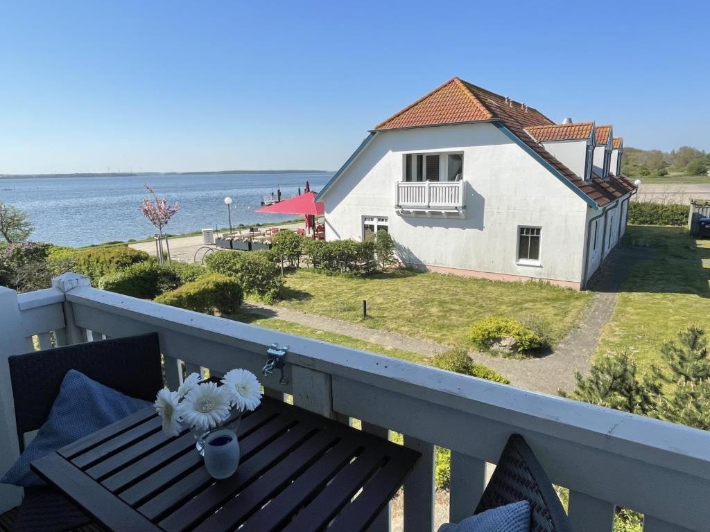 Fewo 02 Ferienwohnung Mit Meerblick Rerik Exterior foto